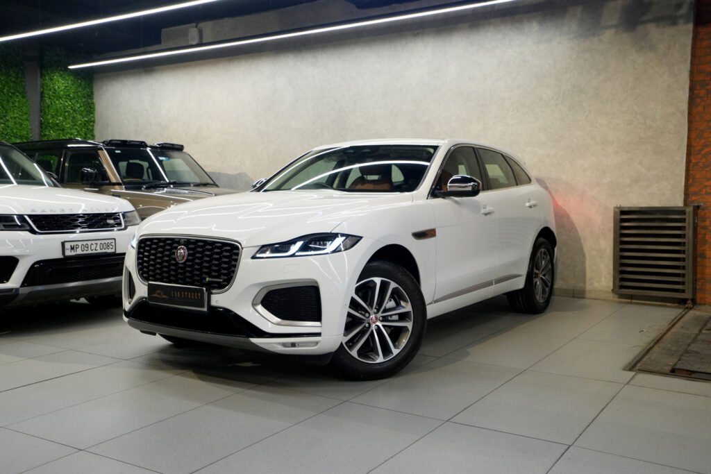 jaguar F pace