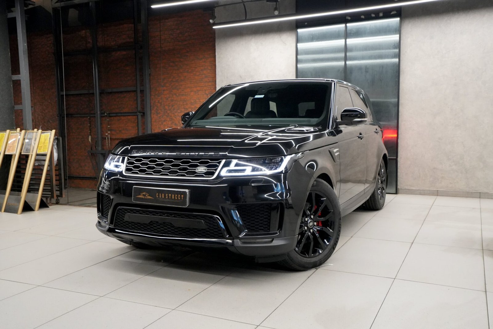 range rover at car street india