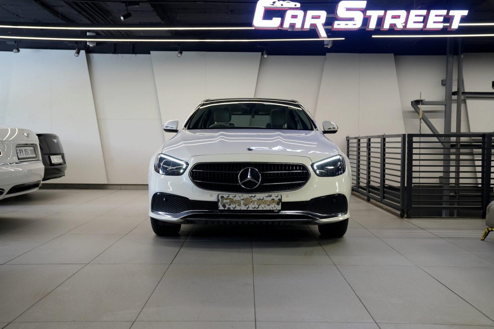 Car Street Pre owned luxury cars